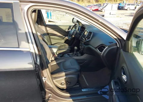 2019 Jeep Cherokee Limited 4X4 из США, поврежденный, VIN 1C4PJMDX1KD395280